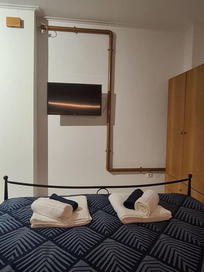 Studio V3St & Parking Лариса Екстериор снимка