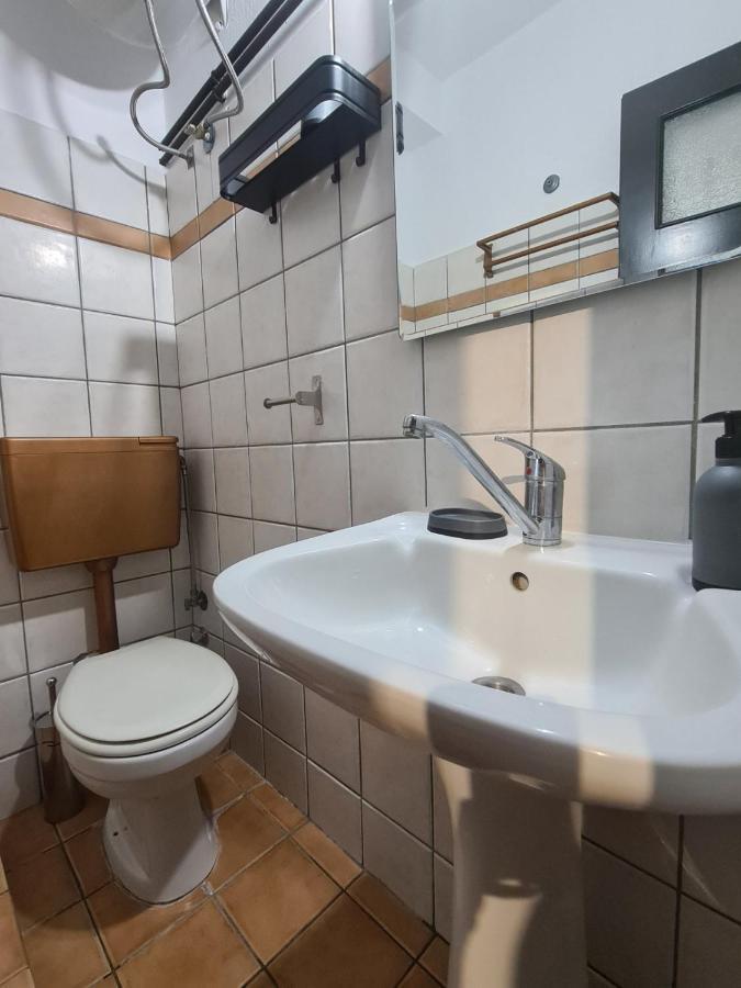 Studio V3St & Parking Лариса Екстериор снимка